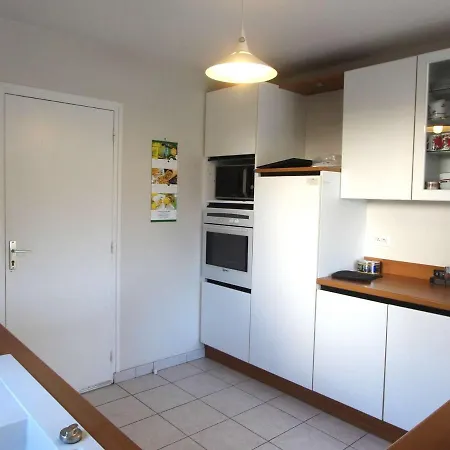 Maison Fouesnant-beg Meil, 4 Pièces, 6 Personnes - Fr-1-481-84 Hébergement de vacances